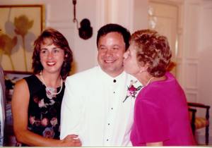 momkissbobwedding.jpg